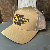 Hermosa Beach THE NEW STYLE - 6 Panel Trucker Hat - Camel/Khaki