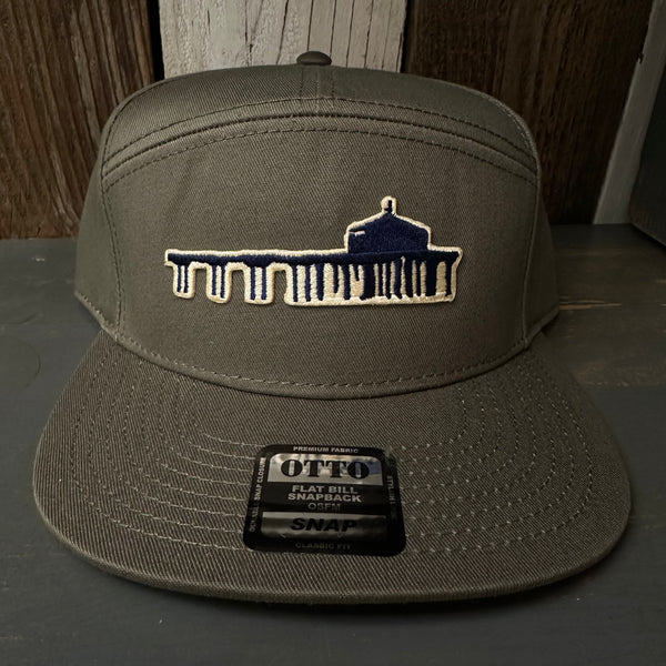 MANHATTAN BEACH PIER & ROUNDHOUSE 7 Panel Snapback Hat - Olive Green