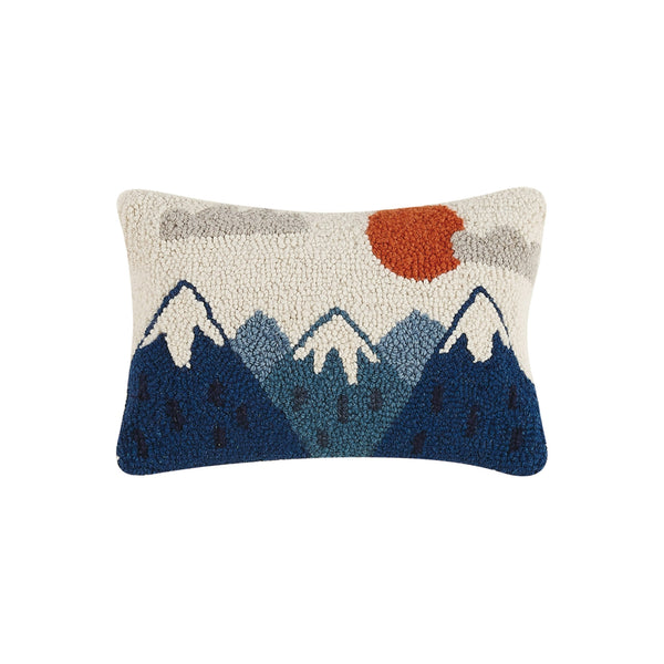 MOUNTAINS ⛰ Hook Pillow